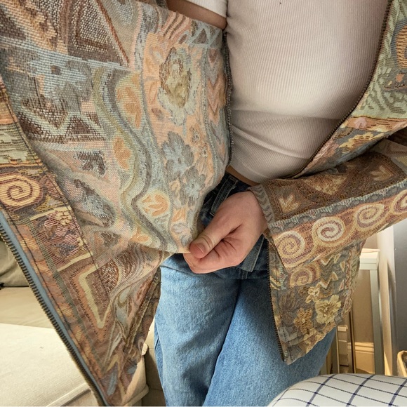 Vintage Patterned Jacket - Picture 3 of 4